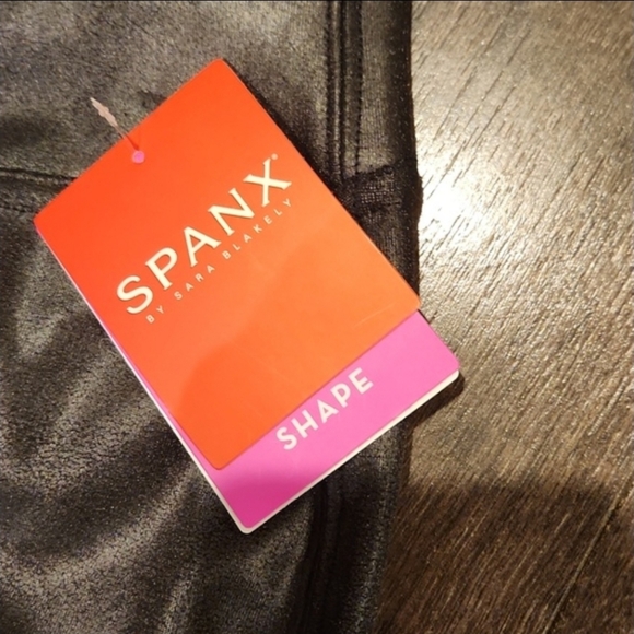 ❤️ NWT! SPANX MOTO FAUX LEATHER HIGH RISE SHAPEWEAR LEGGINGS, XS - Picture 10 of 13